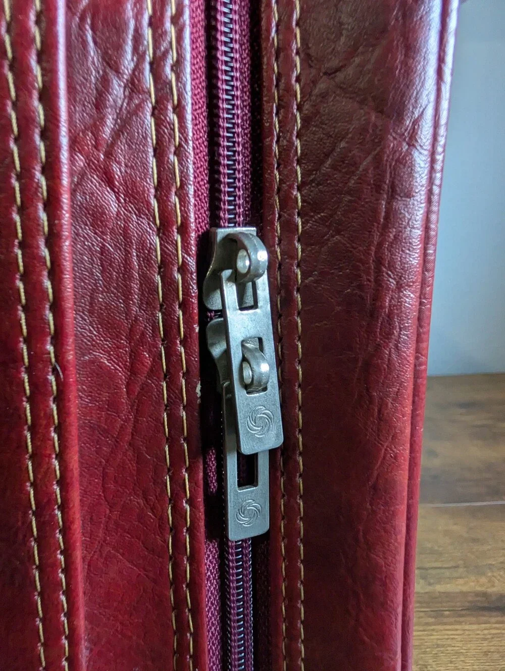 Vintage Samsonite Silhouette II Suitcase – Burgundy Red Carry On